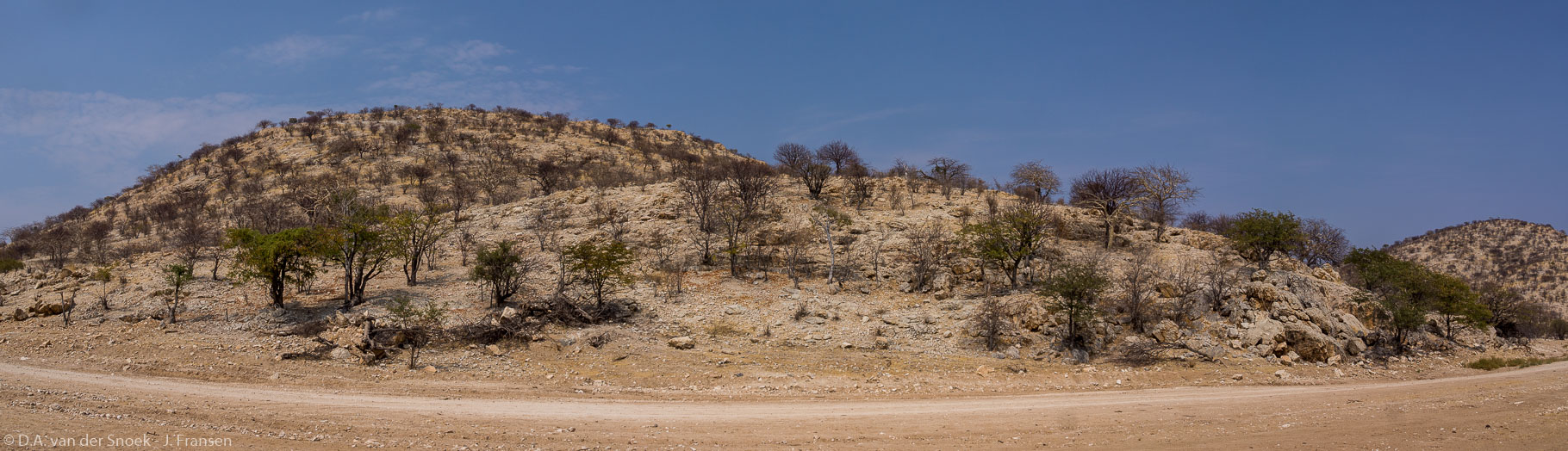 Namibië-2203-2205_v1.jpg
